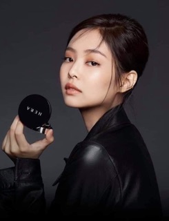 Phấn nước Cushion HERA BLACK SPF34/Pa++ (Kèm lõi refill)