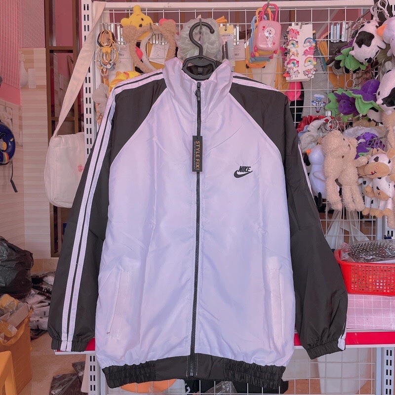 Áo khoác dù form rộng, áo khoác dù unisex có khoá kéo hai sọc thể thao