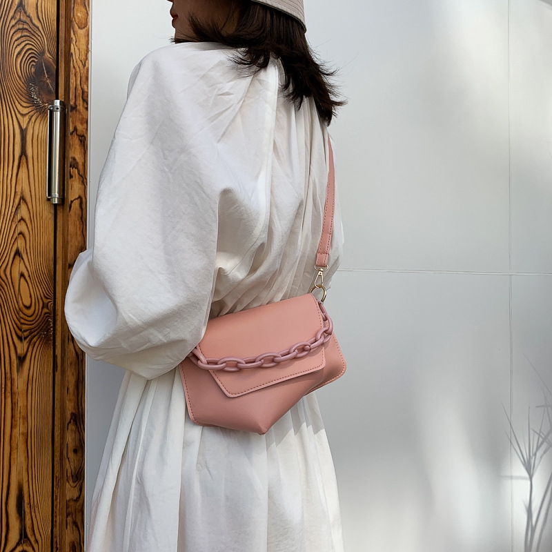 Túi đeo chéo kiểu dáng thời trang cho nữ IELGY