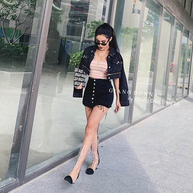 ÁO KHOÁC JEAN ,BỒ NỮ CROPTOP ĐEN KHÓA KÉO CỤC CHẤT