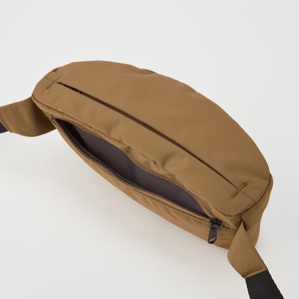 (UNI Nhật  chính hãng) NAM/ Nữ - Túi đeo chéo/ Túi đeo hông bằng vải  Uniqlo Singlestrap Backpack | BigBuy360 - bigbuy360.vn