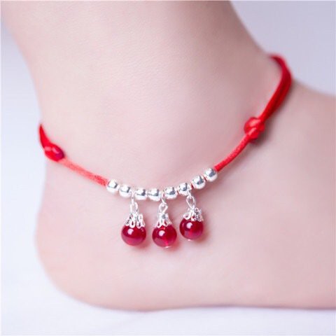 Lắc chân sợi chỉ đỏ may mắn cổ trang trang sức nữ xinh xắn phù hợp làm quà tặng