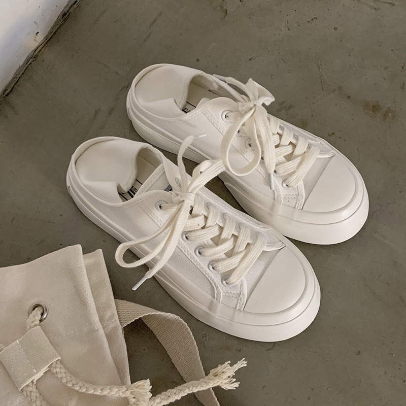 Giày bánh mì đạp gót đế cao 3P, giày sneaker màu trắng chất liệu canvas đeo được 2 kiểu