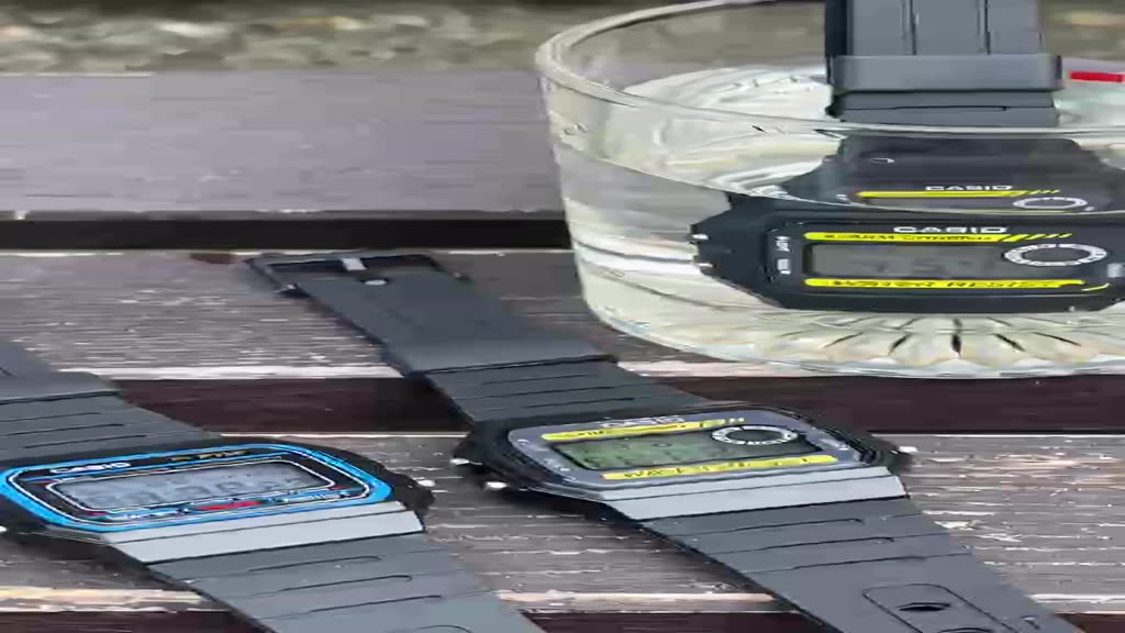 Đồng hồ điện tử unisex F-91W chính hãng chống nước 3ATM đẹp rẻ vintage đeo tay nam nữ | BigBuy360 - bigbuy360.vn