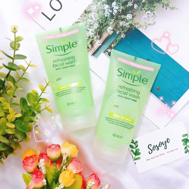 Sữa rửa mặt Simple dạng gel dịu nhẹ Kind To Skin Refreshing Facial Wash