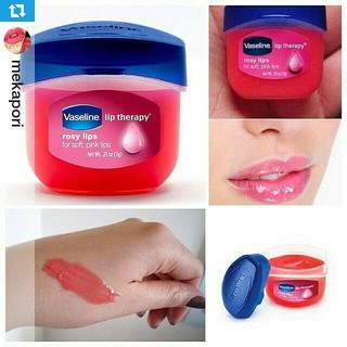 Sáp Dưỡng Môi Vaseline Lip Therapy 20g
