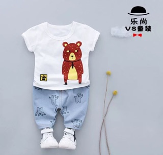Bộ hè bé trai áo gấu quần thô lửng