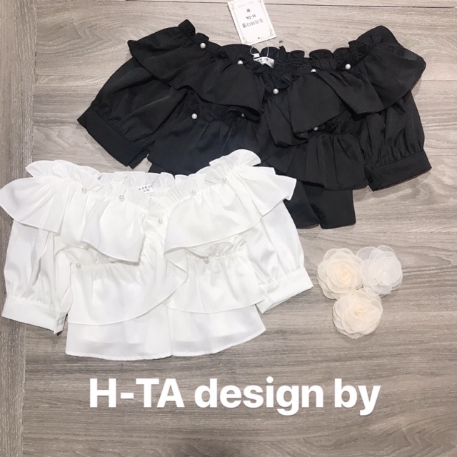 Áo cổ tim bệt vai bánh bèo đính ngọc Korean 3 màu đen+trắng+be