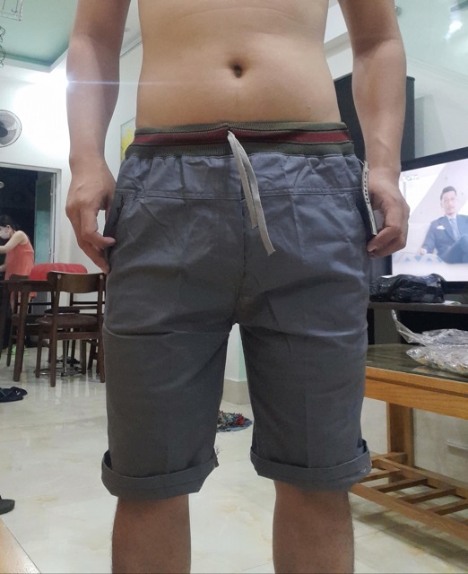 Quần short lửng dây chun bảng lớn hàng xuất xưởng | BigBuy360 - bigbuy360.vn