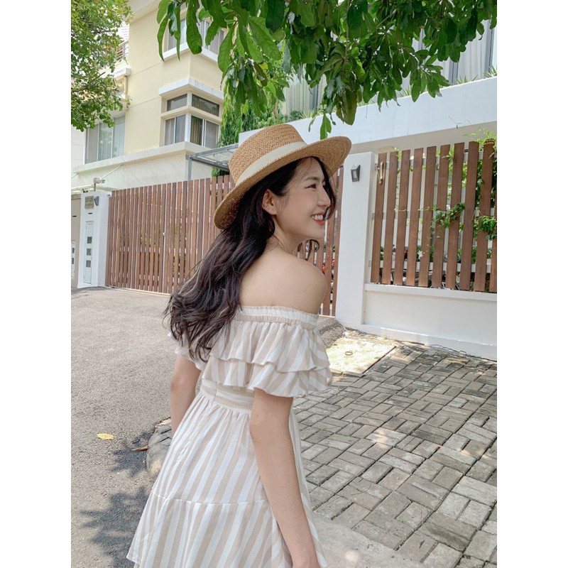 [Mã SKAMA06 giảm 8% tối đa 50K đơn 250K] Đầm KELLY - đầm trễ vai tùng bèo ♥ | BigBuy360 - bigbuy360.vn