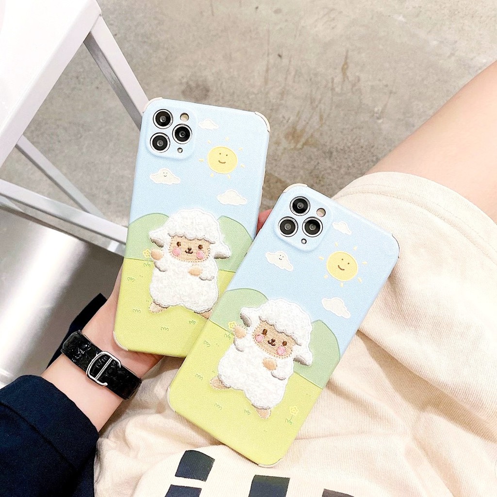 Ốp lưng iphone Cừu thêu viền chống va đập 5/5s/6/6plus/6s/6splus/7/7plus/8/8plus/x/xr/xs/11/12/pro/max/plus/promax | BigBuy360 - bigbuy360.vn