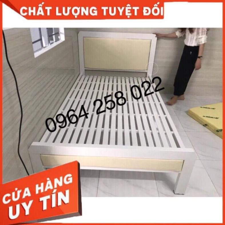 Giường sắt khung hộp 4-8 ngang 1m2 dài 2m- freeship Tphcm -BH 2 năm