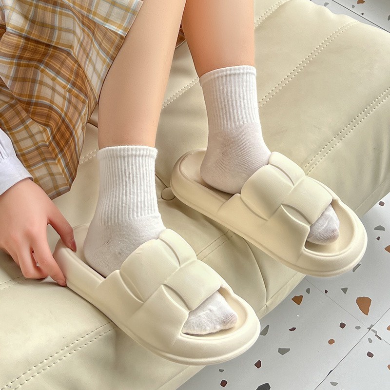 Dép Nữ Bánh Mì Quai Phồng Đế Độn Siêu XINH