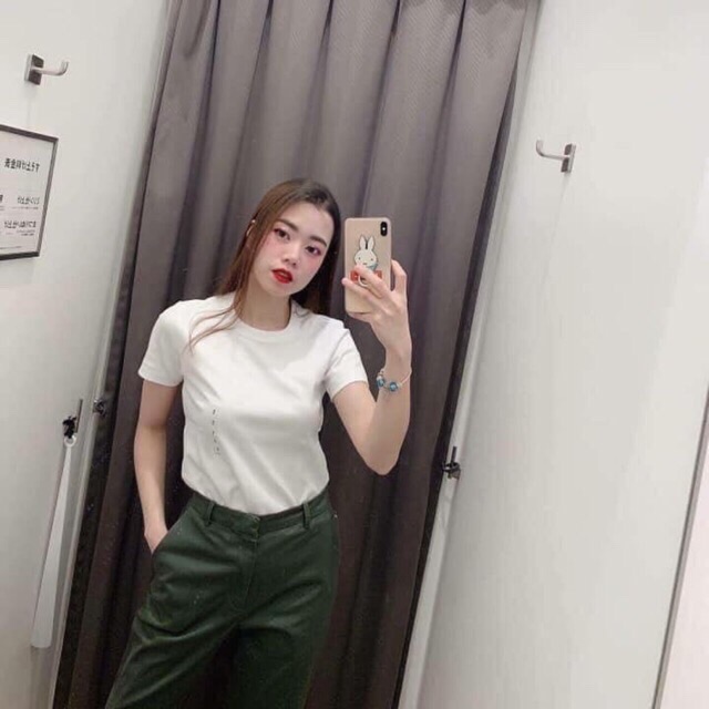 Áo phông U Uniqlo