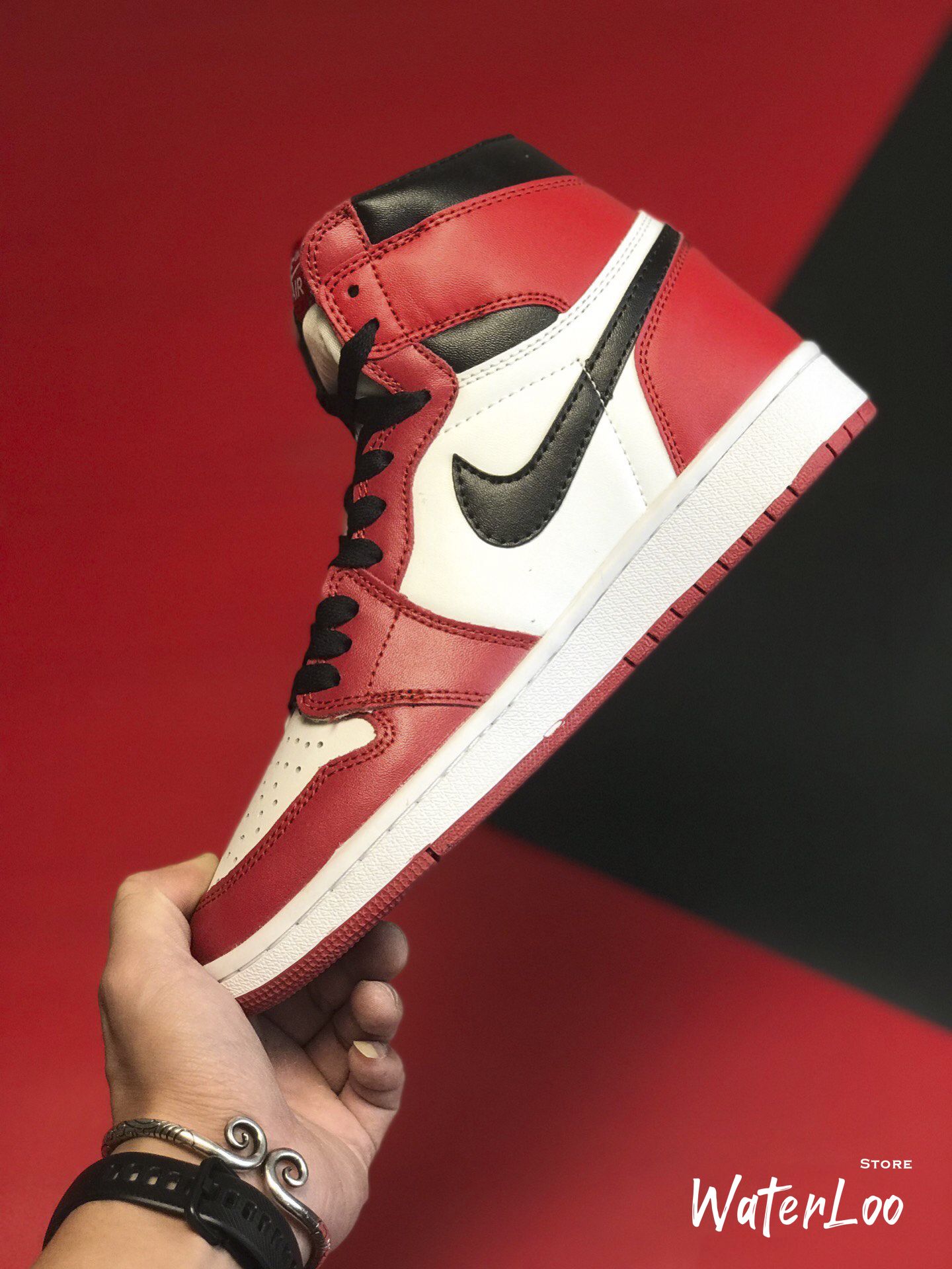 [FREESHIP+HỘP+QUÀ] Giày Thể Thao Sneakers AIR JORDAN 1 Retro High Chicago đỏ trắng cao cổ