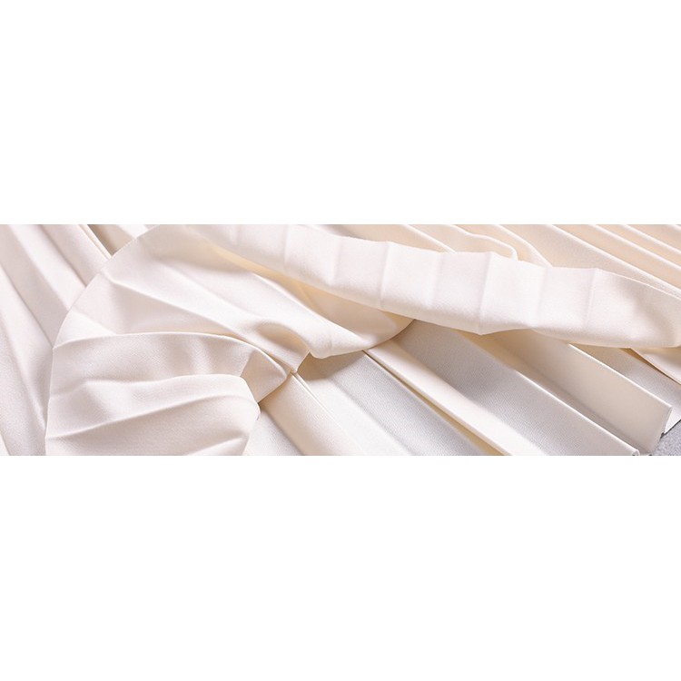 Chân váy amisu hàng auth màu kem và xanh | BigBuy360 - bigbuy360.vn