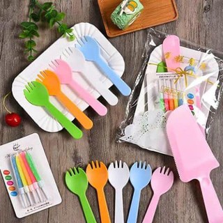 Bộ thìa dĩa ăn bánh kèm nến, 10 bộ đĩa chữ nhật