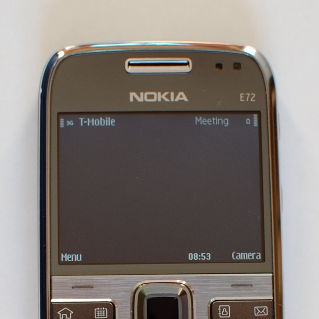 điện thoại Nokia e72 chính hãng Nokia vỏ xin mới 100%