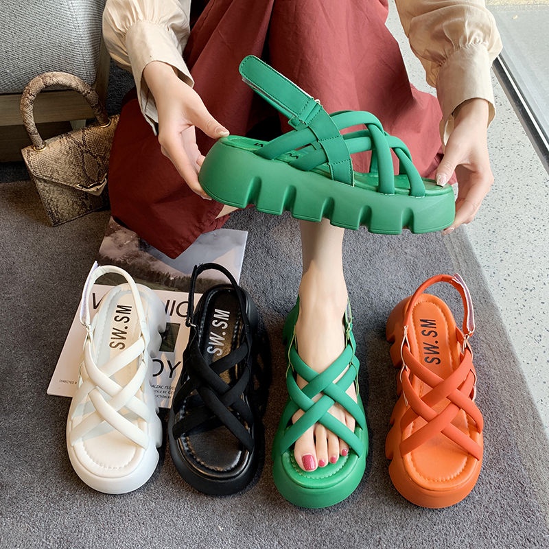 Jiashucheng Hàng Có Sẵn Giày Sandal Thể Thao Đế Dày Quai Chéo Màu Xanh Lá Phong Cách Châu Âu Mùa Hè Cho Nữ