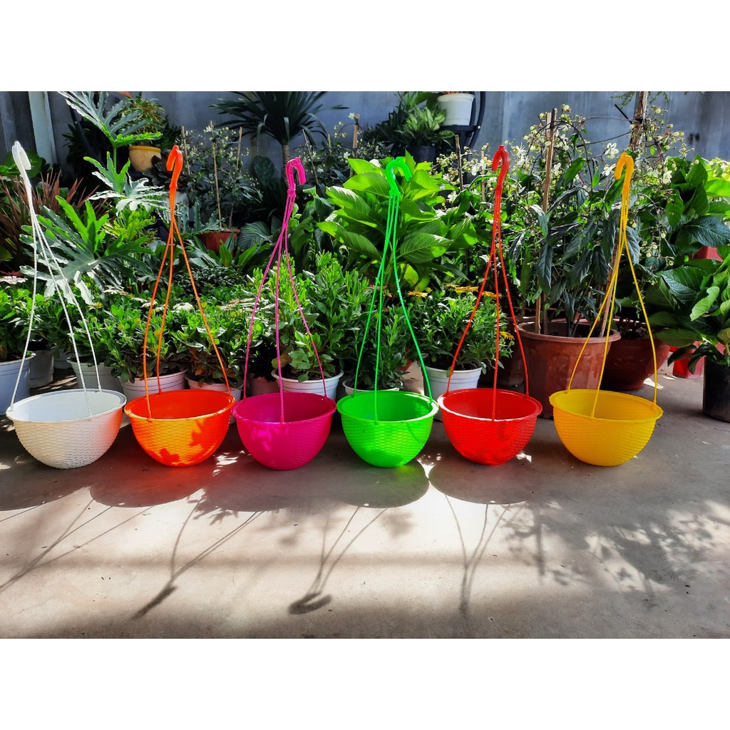 Chậu treo mây đệm miệng vành đủ màu, chất liệu nhựa cứng 22 x 15cm