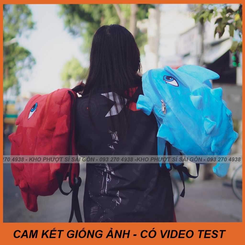 CÓ VIDEO - Balo con rồng khủng long màu đen vải nhung đựng mũ bảo hiểm fullface - mũ 3/4 cho nam nữ cute