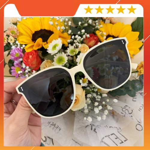 Kính Mát Nữ Thời Trang 2021- kính chống tia uv, kính không bao gồm túi da đựng.