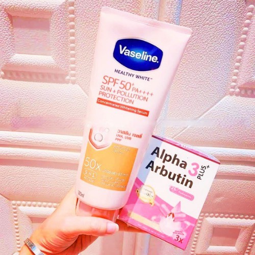 Combo Vaseline + Alpha Arbutin