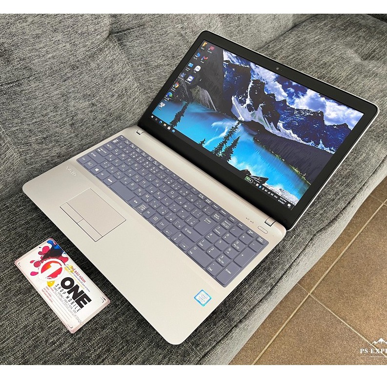 [Đẳng Cấp - Hàng Sưu Tầm] Laptop Sony Vaio VJS15 Core i3 7100H 3.0ghz / Ram 8Gb/ SSD 256Gb/ mạnh mẽ , mỏng nhẹ .