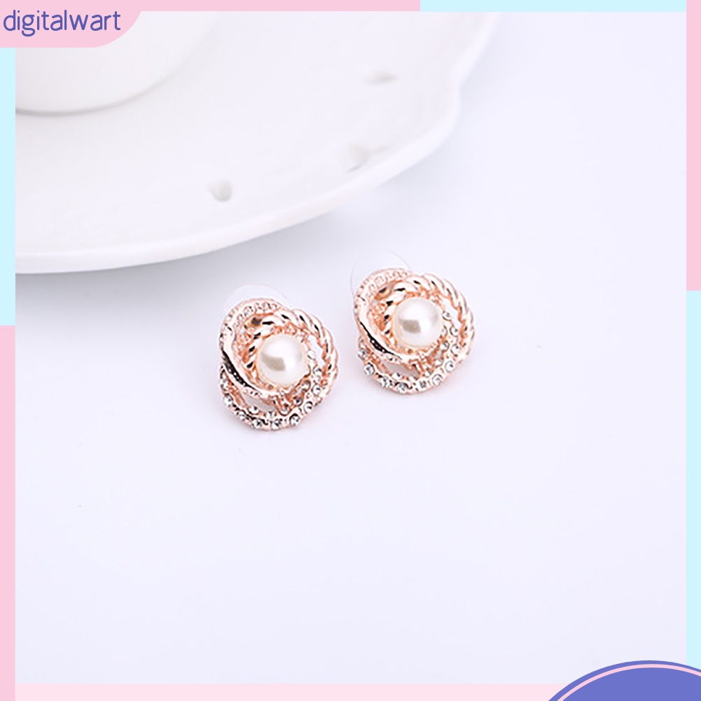 Set Dây Chuyền Và Đôi Khuyên Tai Đính Ngọc Trai Thiết Kế Duyên Dáng