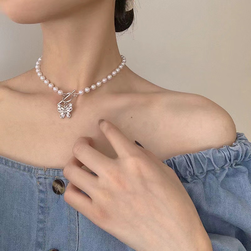 Vòng cổ Hợp Kim Mặt Hình Bướm Đính Ngọc Trai Nhân Tạo Thời Trang