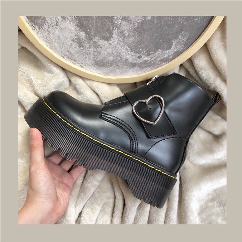 Boots đế cao cổ cao trái tim siêu xinh - Roses Boots