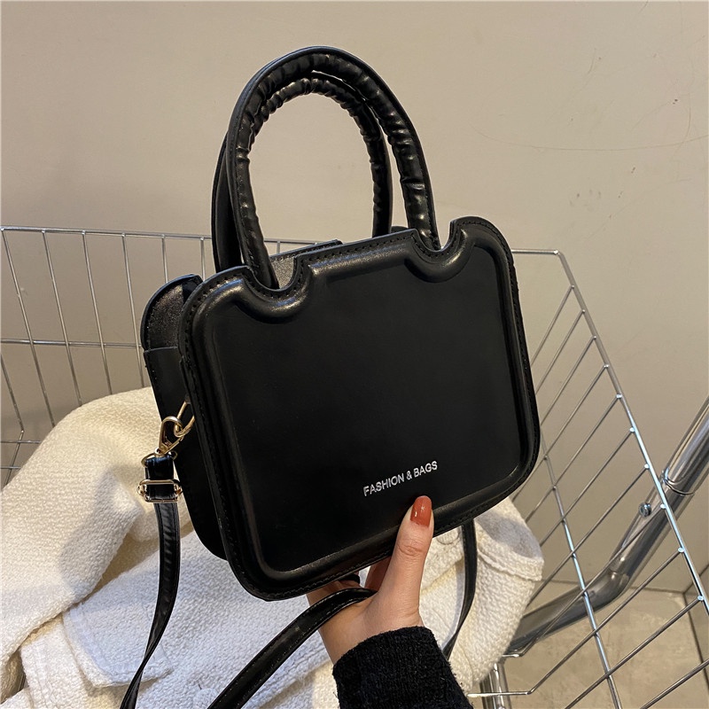 Túi Đeo Vai Dáng Vuông Nhỏ Cầm Tay Thời Trang Cao Cấp Cho Nữ