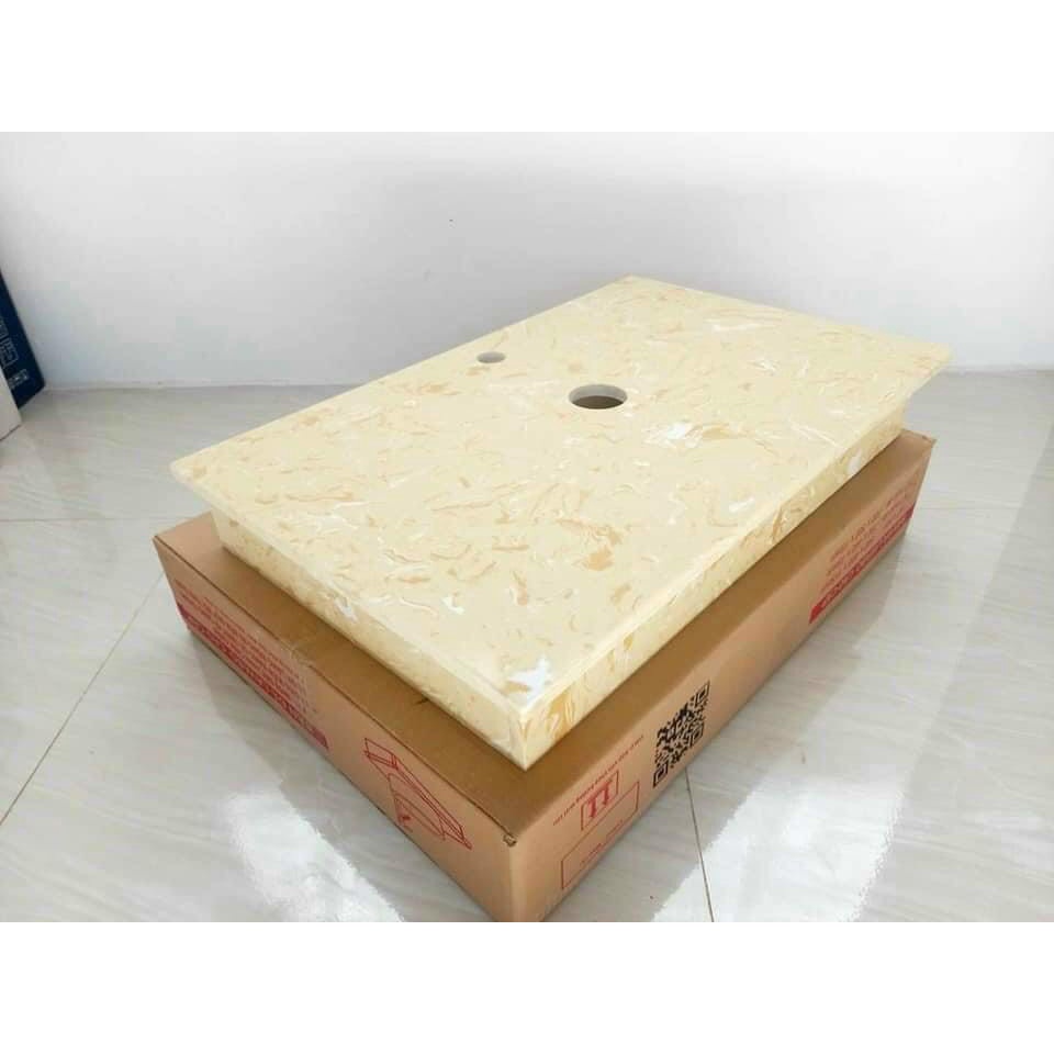 Mặt bàn lavabo bằng đá nhân tạo