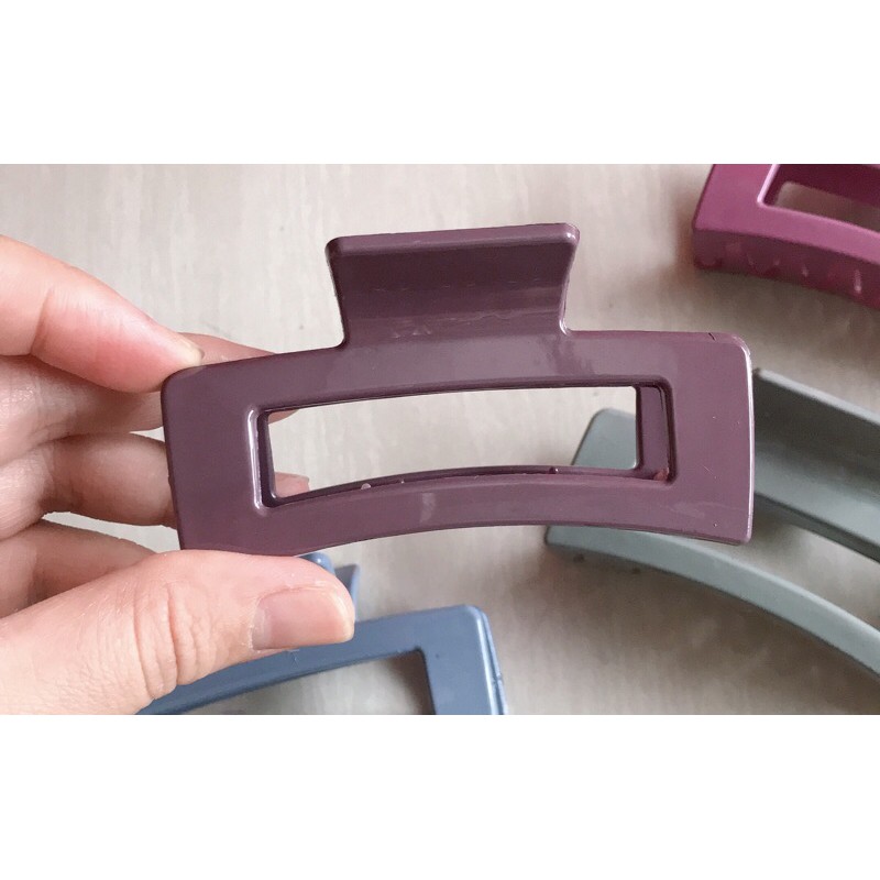 KẸP TÓC TRƠN KIỂU VUÔNG CỠ LỚN PHONG CÁCH HÀN QUỐC