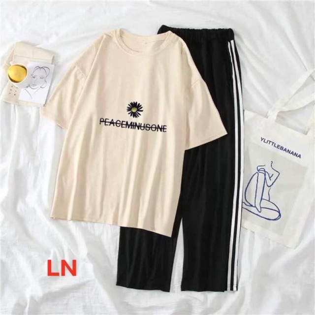 Áo hoa cúc peace chữ nhỏ giữa ngực+ quần ba sọc LN11