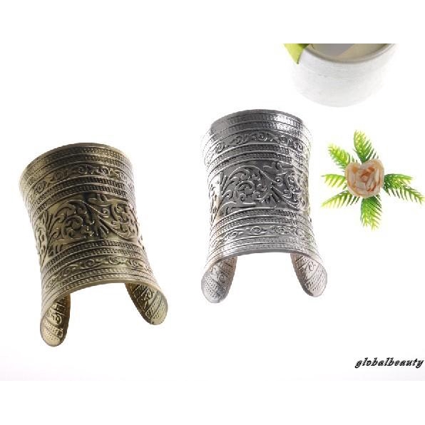 Vòng tay dây bện thời trang nữ tính