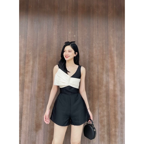 Jump đùi tafta cổ v xếp nơ