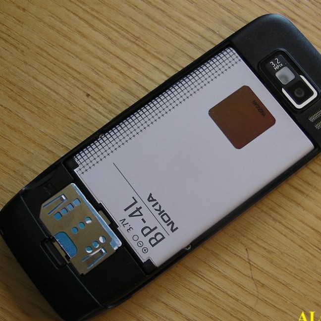 Điện Thoại Nokia E52 Chính Hãng Bảo Hành 12 Tháng Nắp Lưng Nhôm Có 3G WiFi | BigBuy360 - bigbuy360.vn