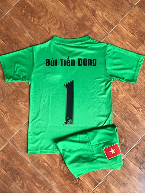 Bộ thủ môn bùi tiến dũng