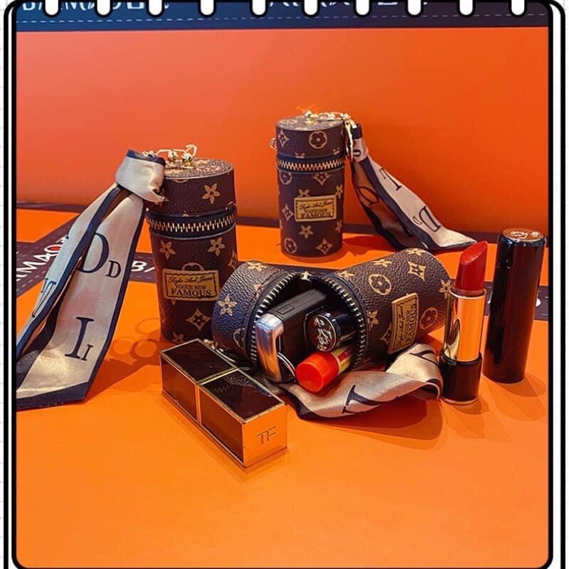 Móc khoá LV siêu hot