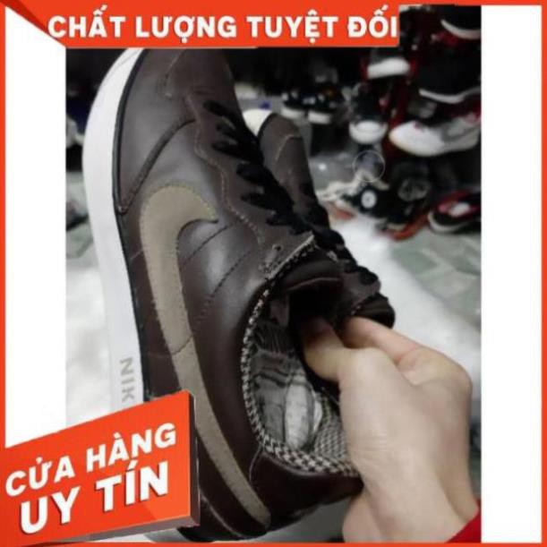 Hot SALE [Hàng Auth] Ả𝐍𝐇 𝐓𝐇Ậ𝐓 𝐒𝐈Ê𝐔 𝐒𝐀𝐋𝐄 giày nike da chính hãng màu nâu 2hand size 42 Siêu Bền Tốt Nhất Uy Tín . : : : ?