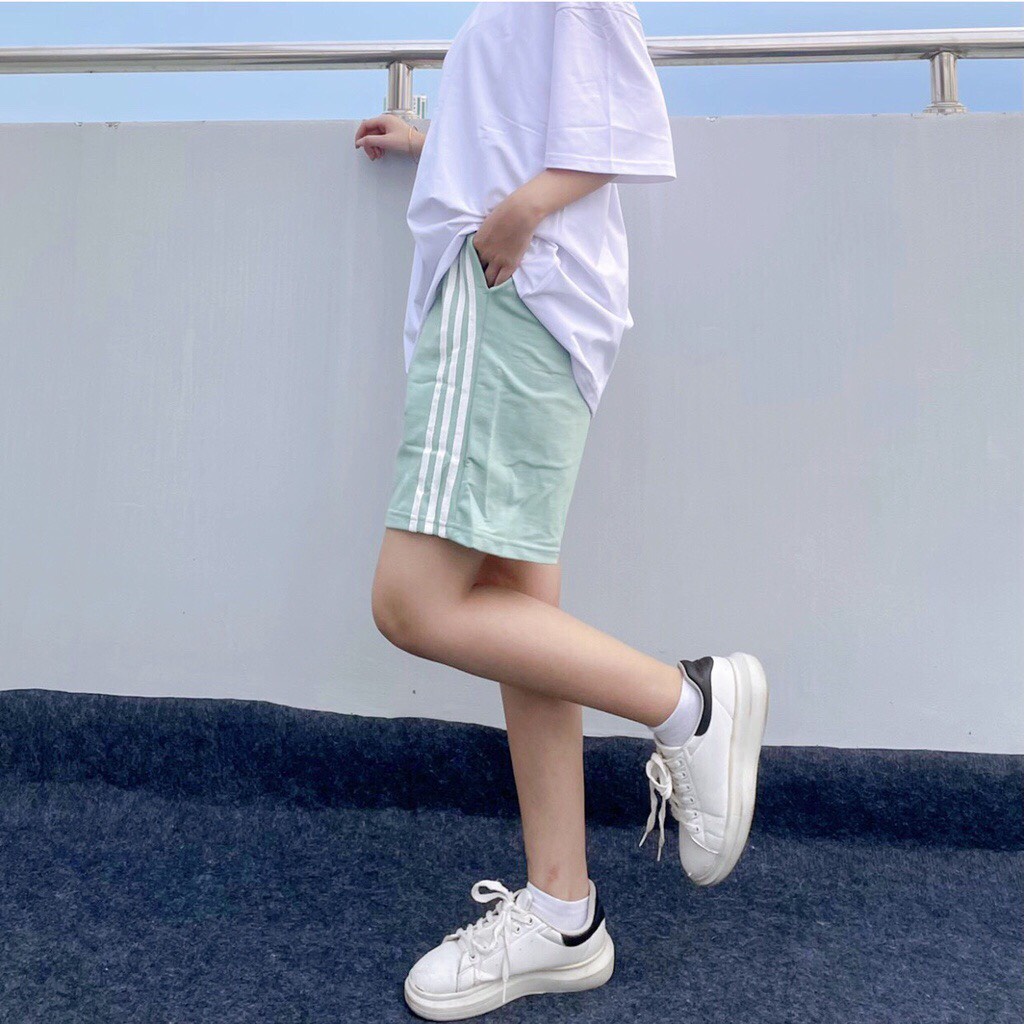 Quần short đùi 3 sọc ulzzang unisex nam nữ đều mặc được