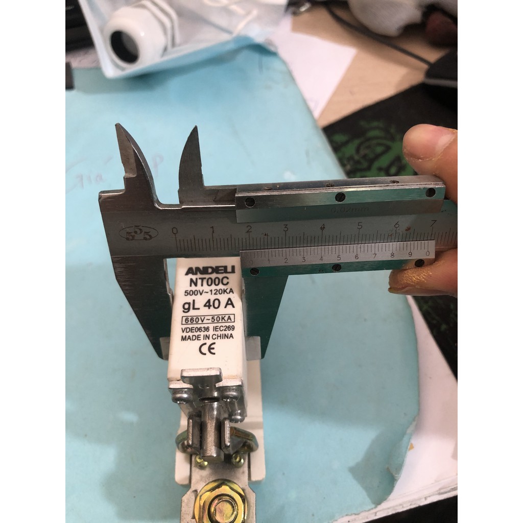 Cầu chì sứ hạ thế 40A