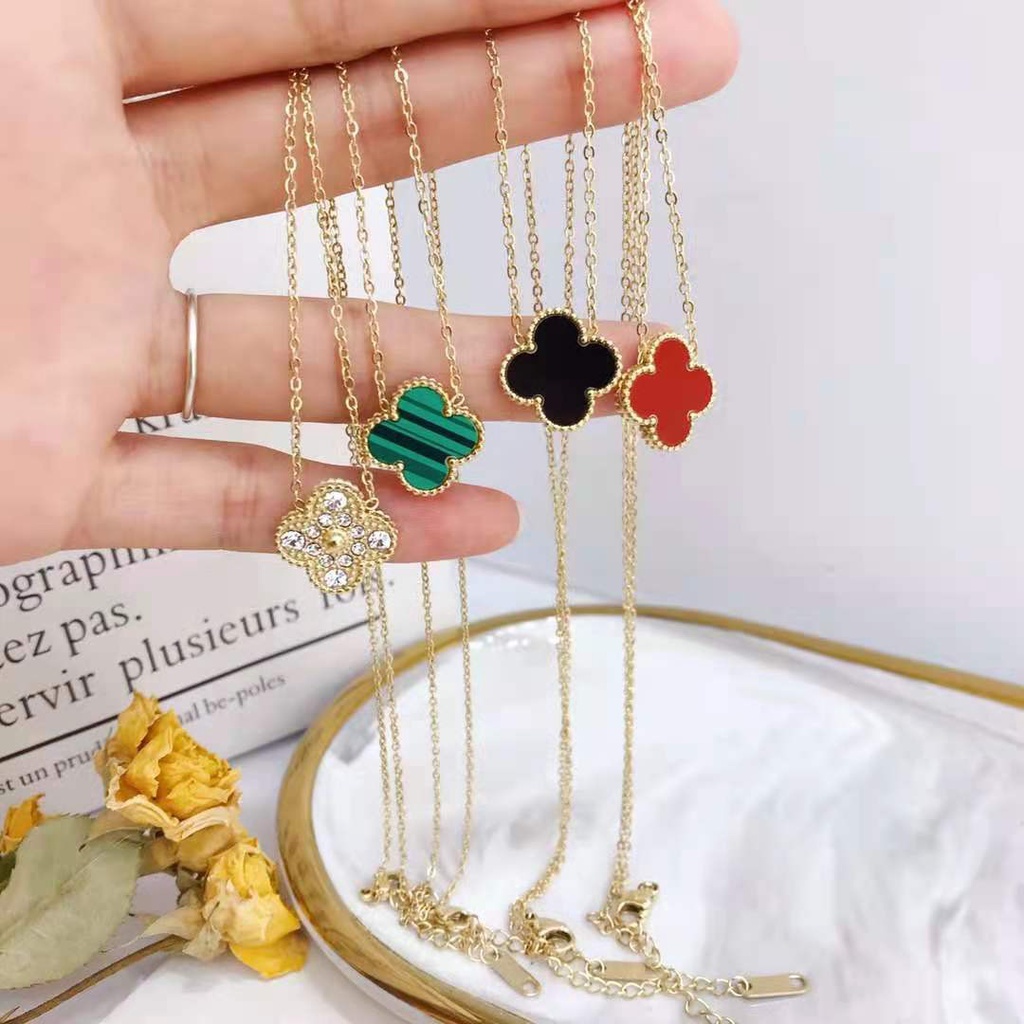Dây chuyền thép không gỉ không phai mặt hình hoa thời trang sành điệu cho nữ