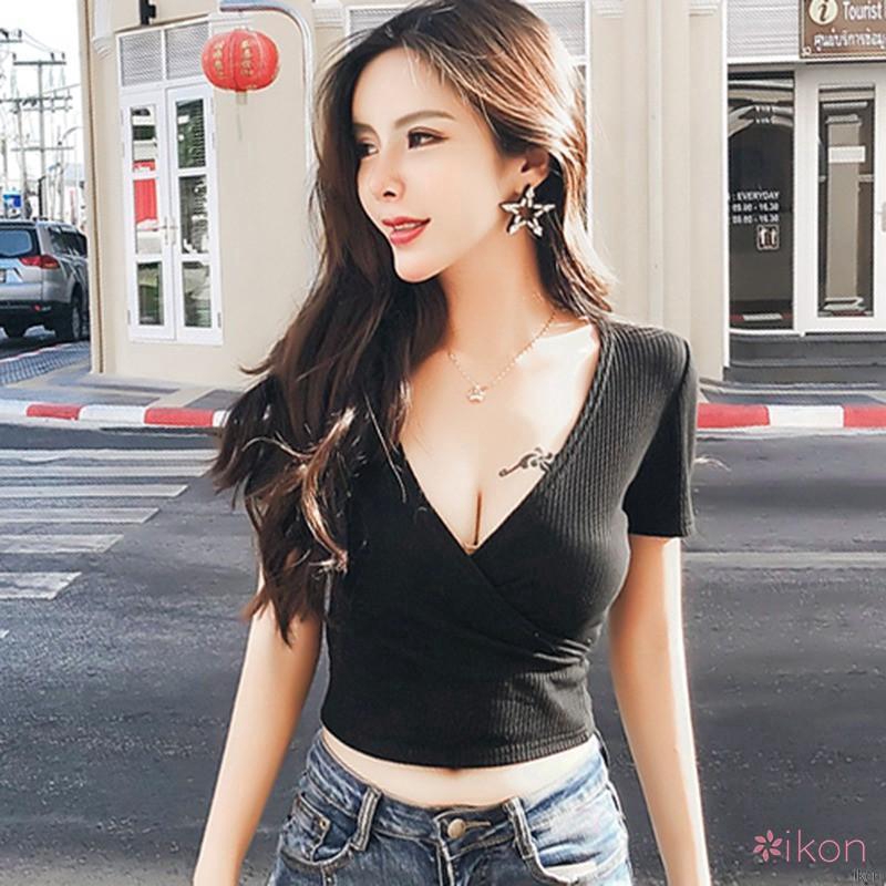 Áo thun gân croptop tay ngắn cổ V quyến rũ cho nữ