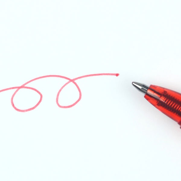 BÚT BI XÓA ĐƯỢC FRIXION PILOT NGÒI  0.7mm và 1.0mm