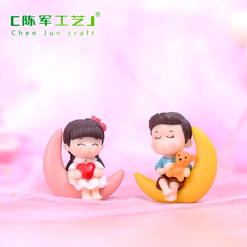 Búp bê đôi ôm mặt trăng, tượng búp bê trang trí chậu cây cảnh, bonsai, nhà mô hình