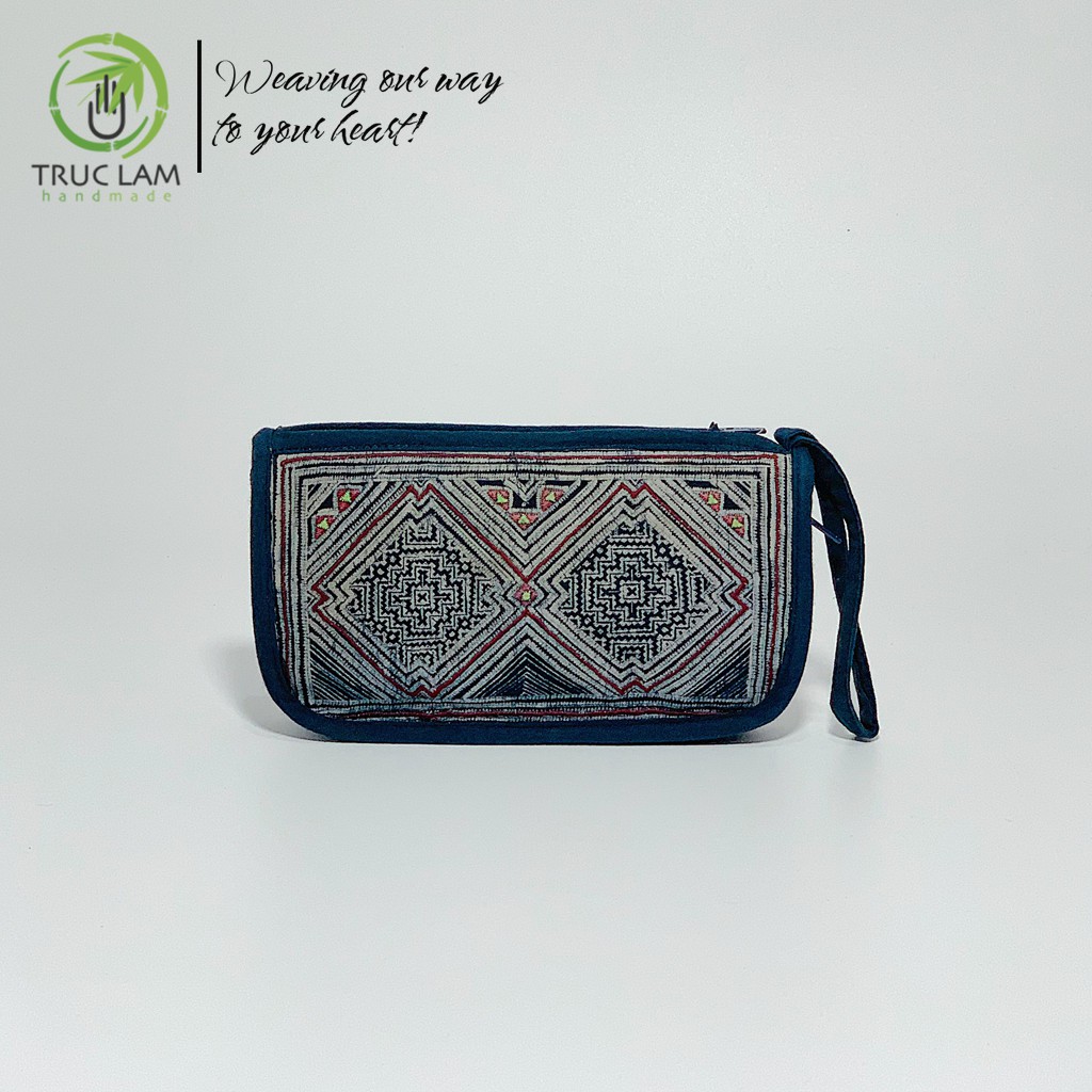 Ví Cầm Tay Nữ Vải Thổ Cẩm Họa Tiết Sáp Ong Vẽ Tay - Trúc Lâm Handmade