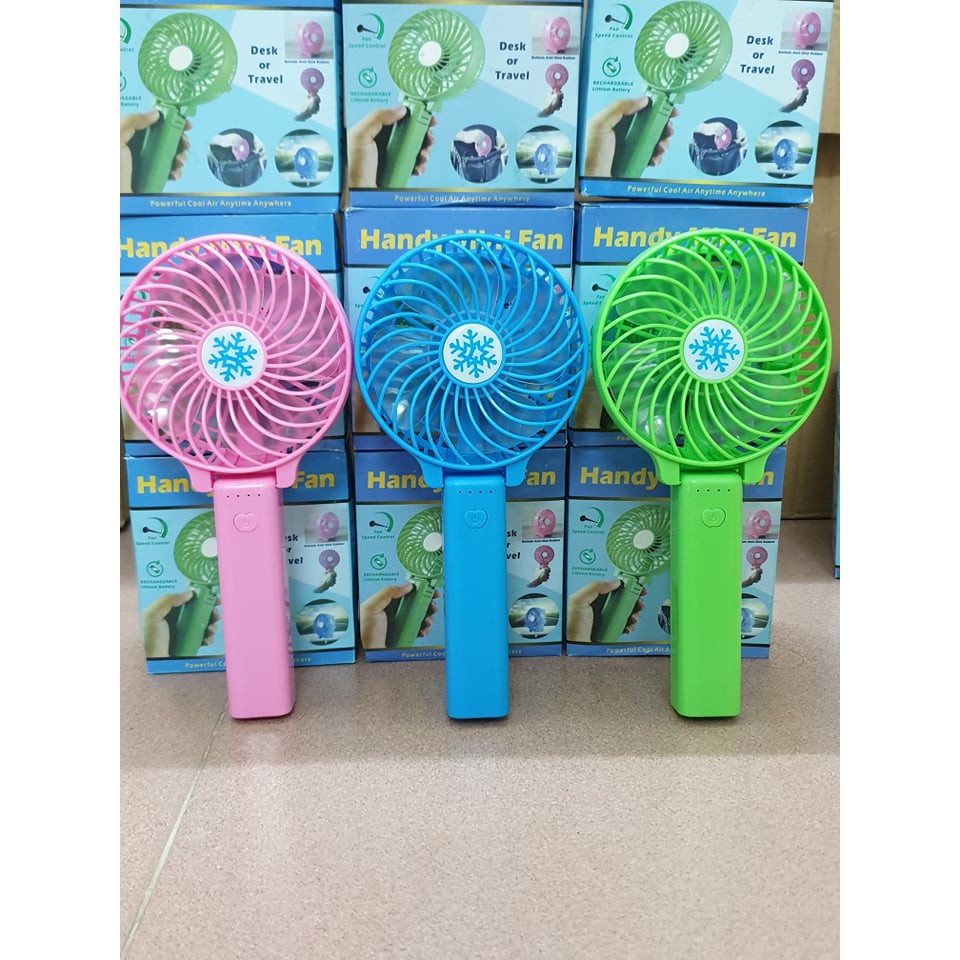 Quạt 4 cánh - 3 tốc độ mini cầm tay - có đèn led siêu mát - Kèm sạc - Nhiều màu sắc