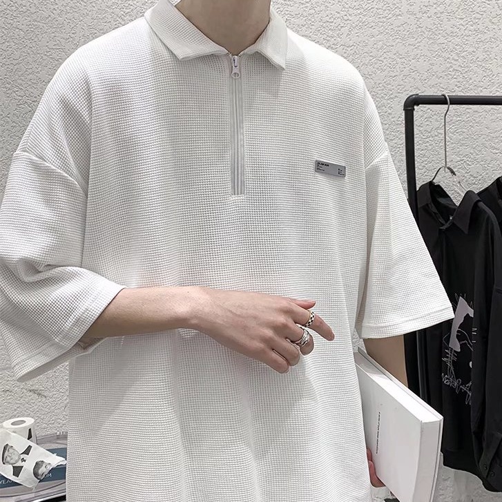 áo polo nam Hàn Quốc fashion cotton simple from rộng  unisex da ̂ y ke ́ o lỏng lẻo và lỏng lẻo cổ áo đứng màu đặc chất lượng cao trang chủ việt cảm giác thiết kế nhỏ cặp đôi cùng kiểu